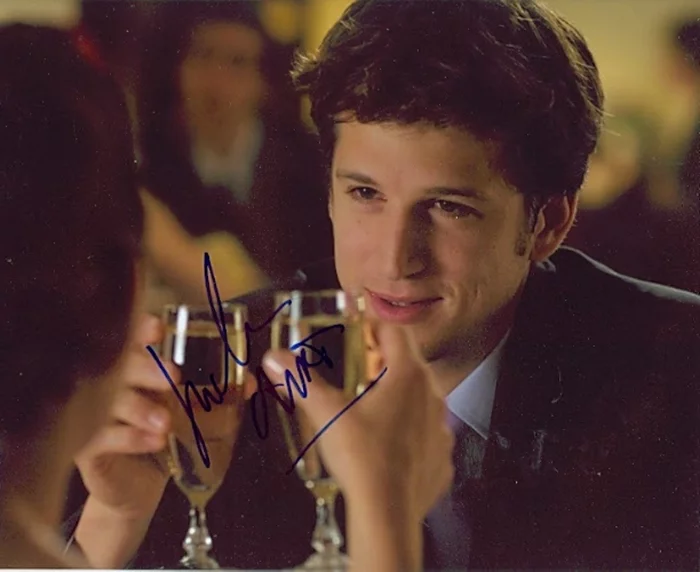Guillaume Canet autograph
