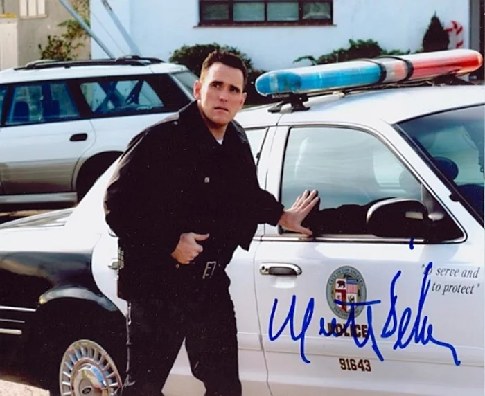 Matt Dillon autograph