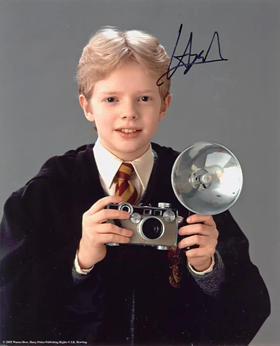 Hugh Mitchell autograph