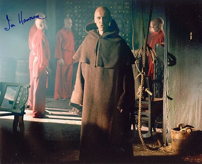 Ian Hanmore autograph