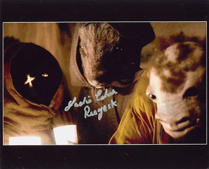 Sadie Eden autograph