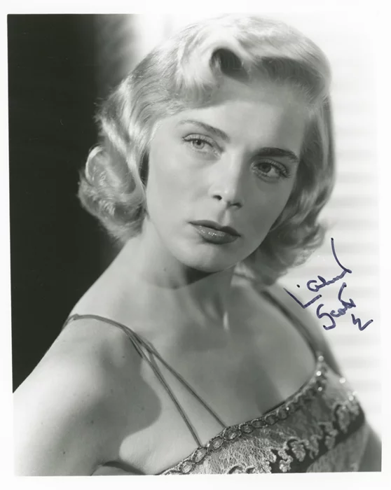Lizabeth Scott autograph