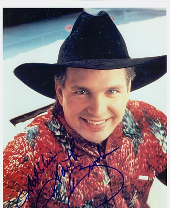 Garth Brooks autograph