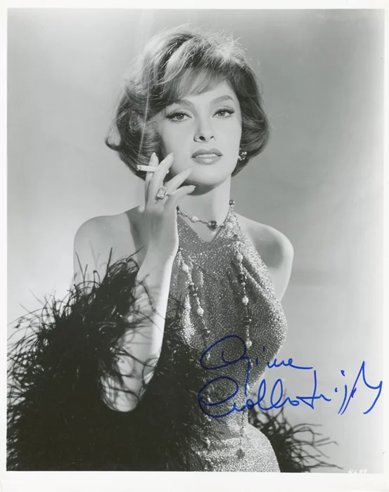 Gina Lollobrigida autograph