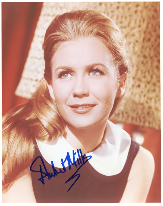 Juliet Mills autograph