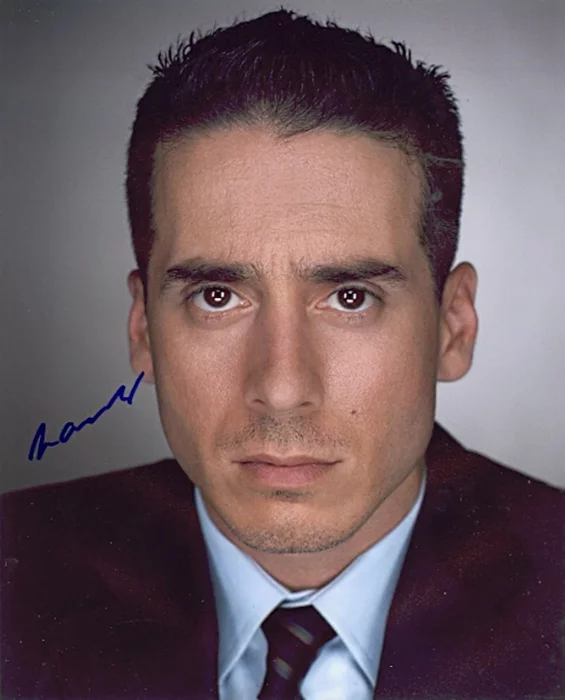 Kirk Acevedo autograph