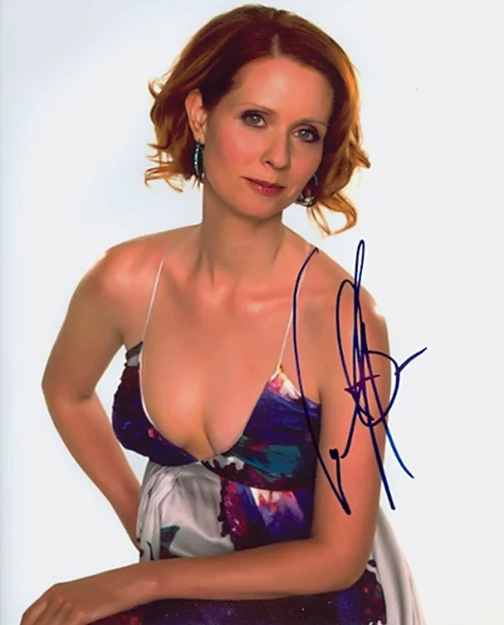 Cynthia Nixon autograph