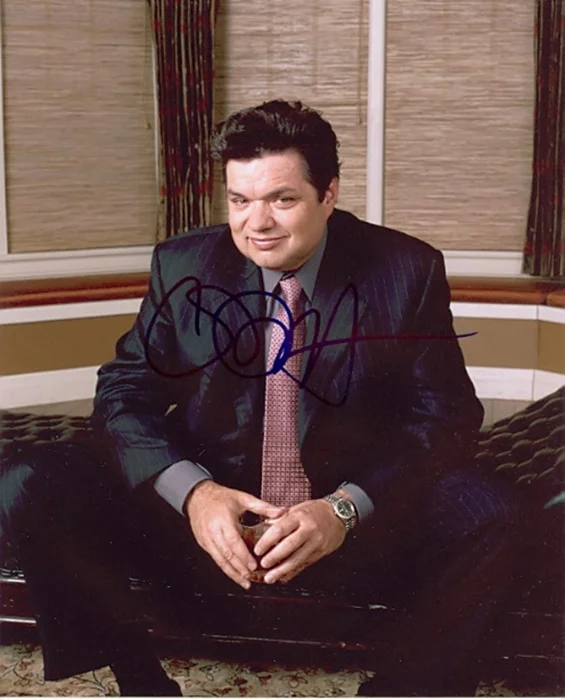 Oliver Platt autograph