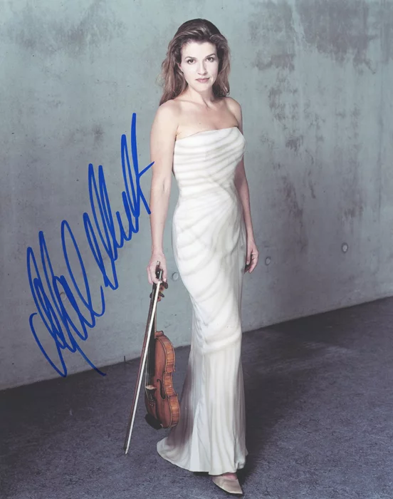 Anne-Sophie Mutter autograph