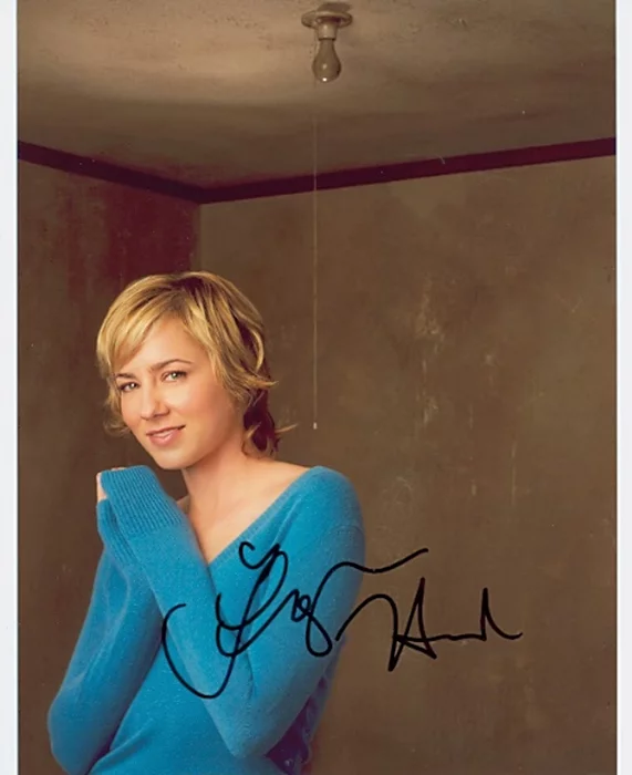 Traylor Howard autograph