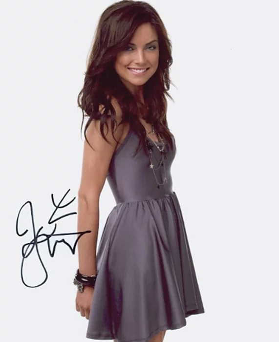 Jessica Stroup autograph