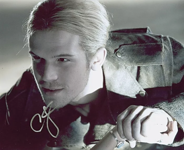 Cam Gigandet autograph