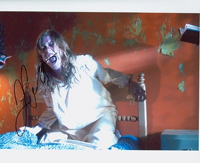 Jennifer Carpenter autograph