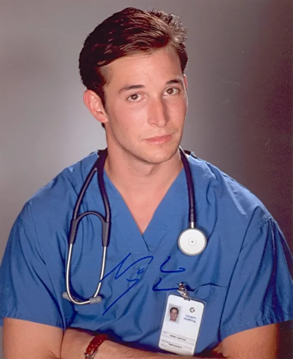 Noah Wyle autograph