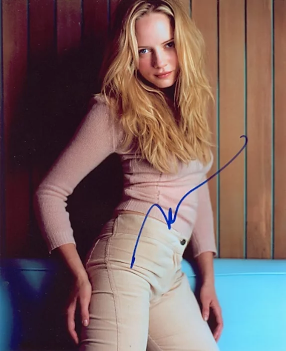 Marley Shelton autograph