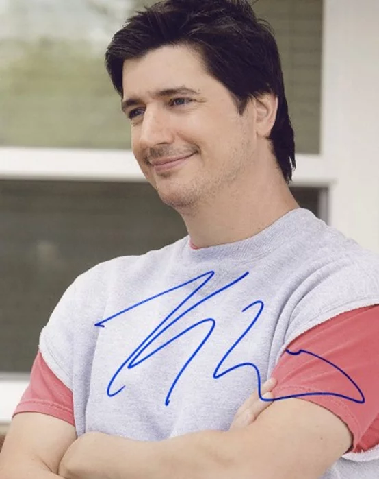 Ken Marino autograph