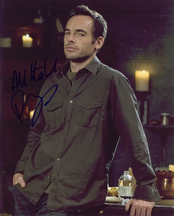 Paul Blackthorne autograph