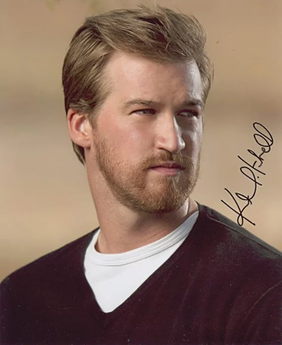 Kenneth Mitchell autograph
