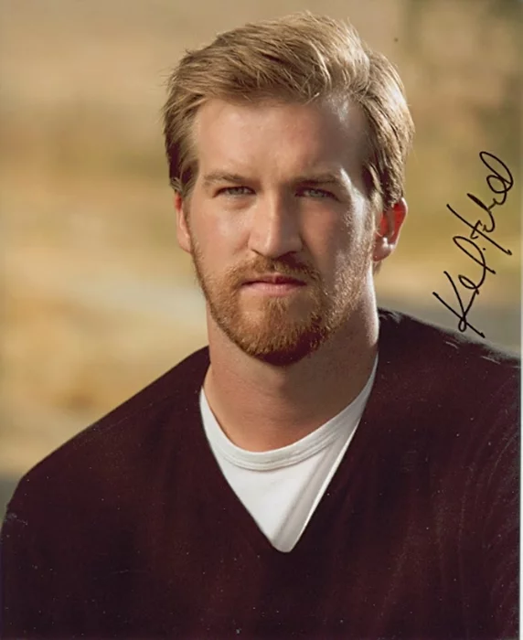 Kenneth Mitchell autograph