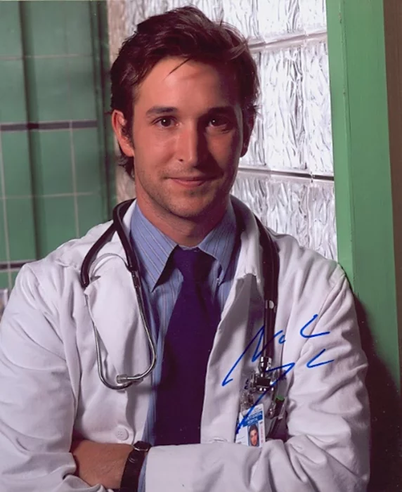 Noah Wyle autograph