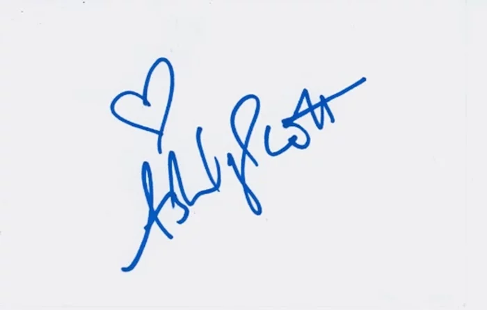 Ashley Scott autograph