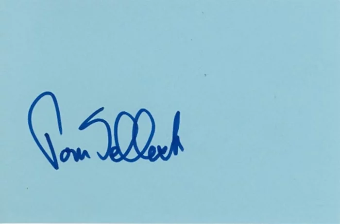 Tom Selleck autograph