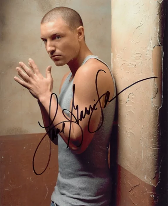 Lane Garrison autograph
