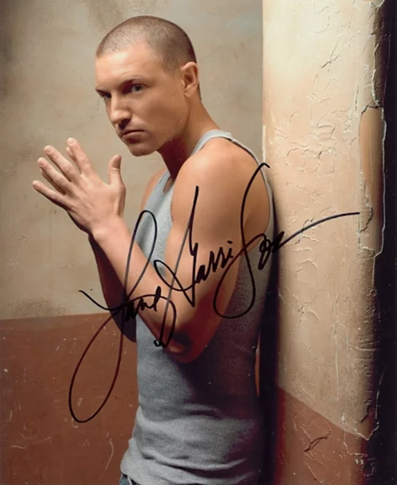 Lane Garrison autograph