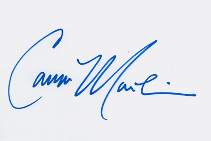 Camryn Manheim autograph