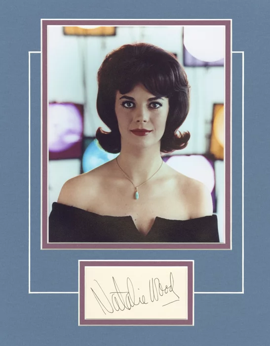 Natalie Wood autograph