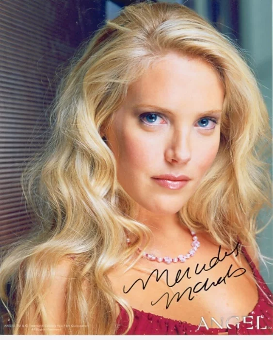 Mercedes McNab autograph
