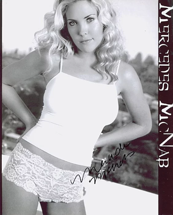 Mercedes McNab autograph