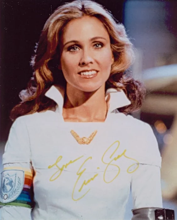 Erin Gray autograph