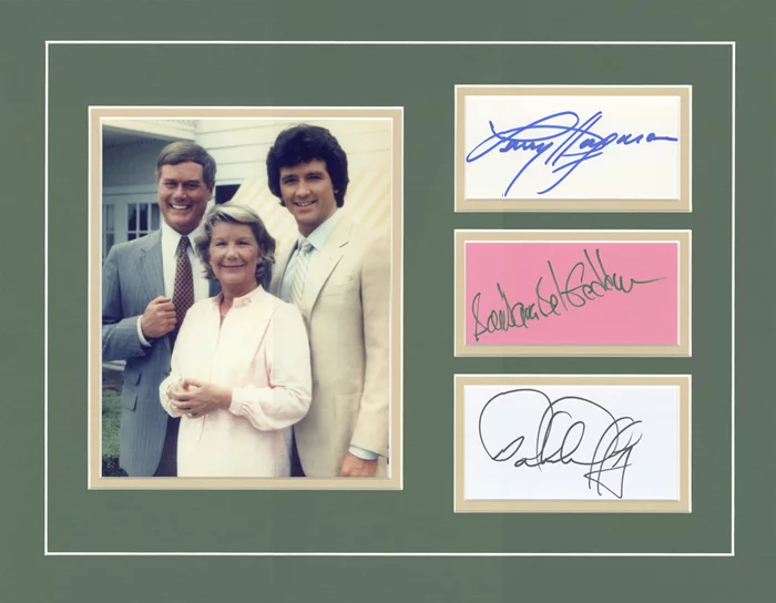 Dallas autograph