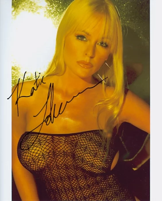 Katie Lohmann autograph