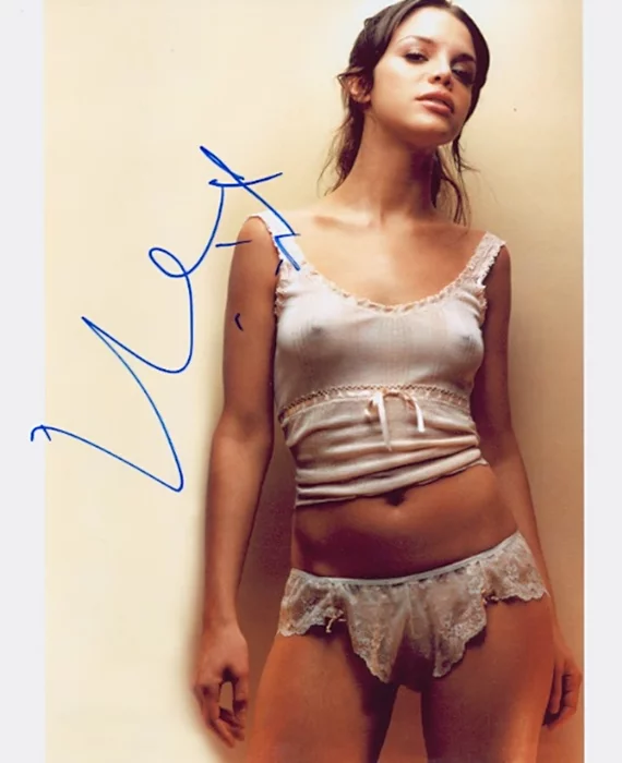 Vanessa Ferlito autograph