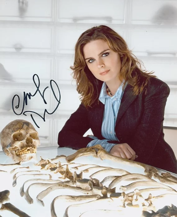 Emily Deschanel autograph