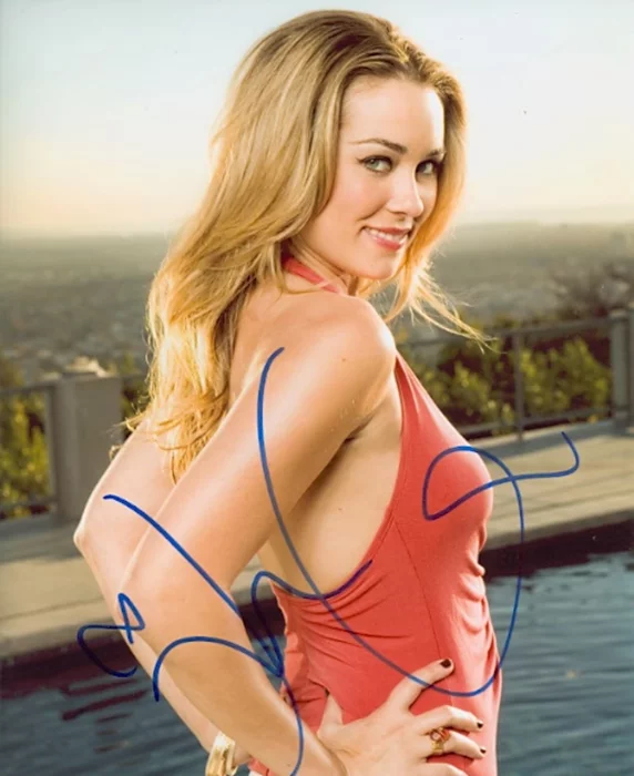 Lauren Conrad autograph