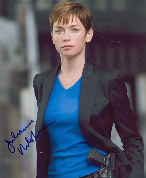 Julianne Nicholson autograph