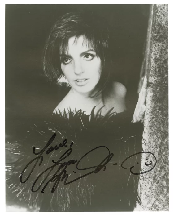 Liza Minnelli autograph