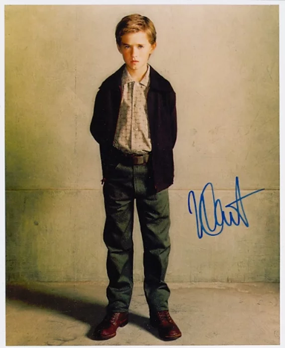 Haley Joel Osment autograph