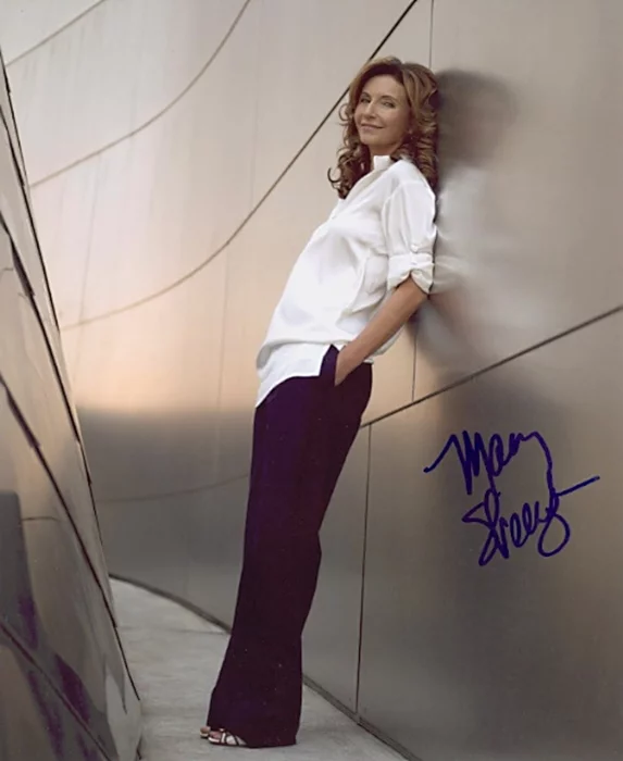 Mary Steenburgen autograph