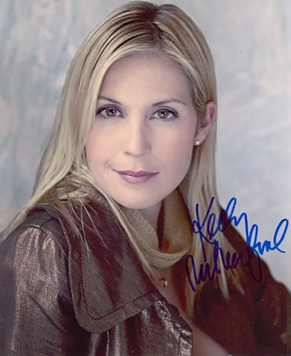 Kelly Rutherford autograph