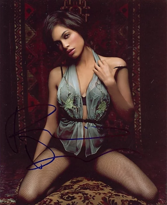 Rosario Dawson autograph