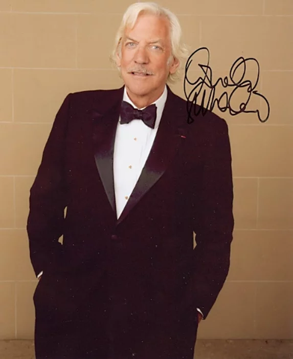 Donald Sutherland autograph