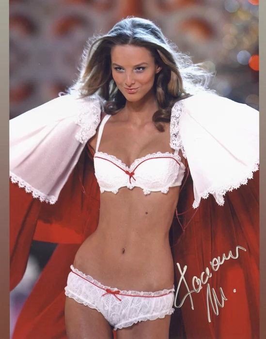 Michaela Kocianova autograph