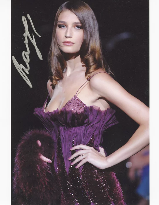 Eugenia Volodina autograph