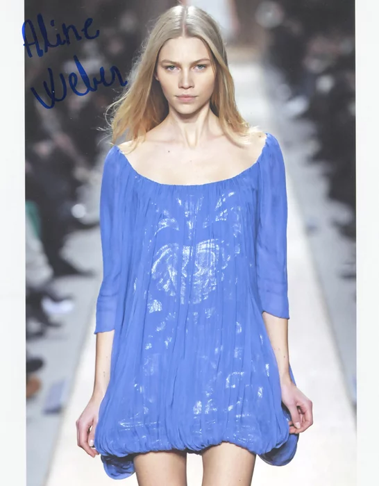 Aline Weber autograph