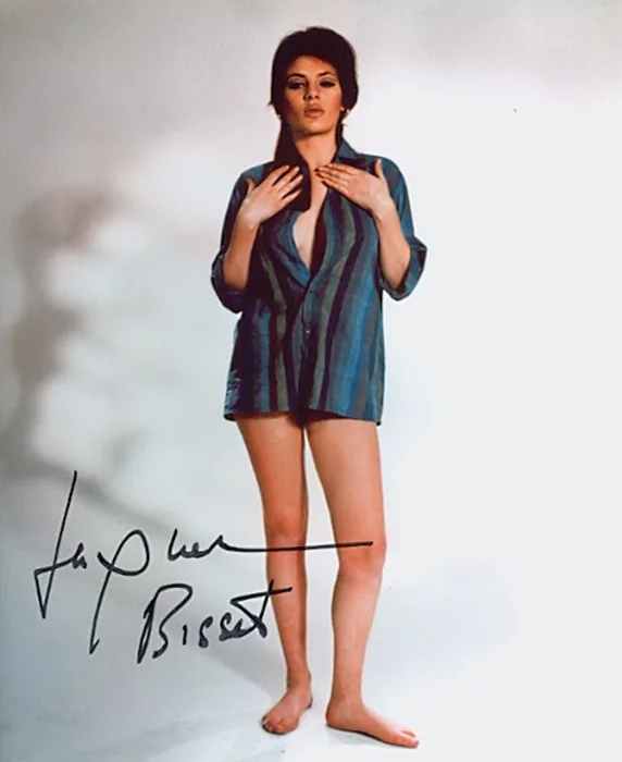Jacqueline Bisset autograph