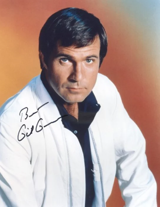 Gil Gerard autograph